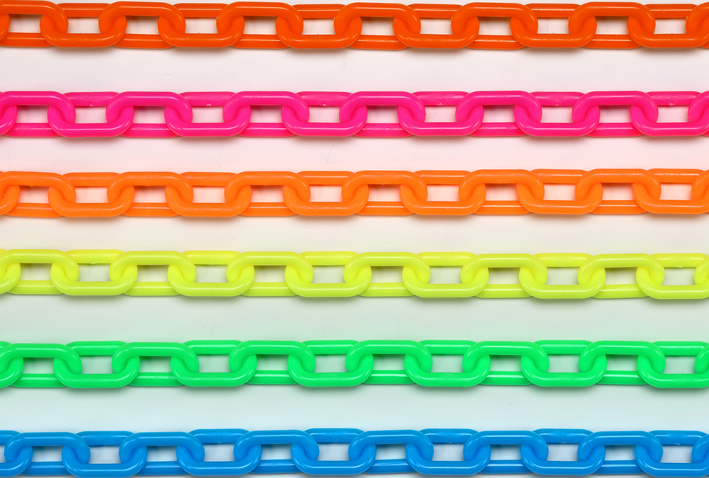 The Complete Guide to Plastic Chain: A Versatile Safety and Management Solution